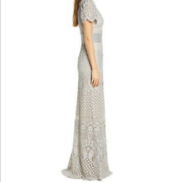 SALE Tadashi Shoji Petite V-Neck Lace Gown - Picture 5 of 8